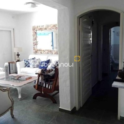 Casa de Condomínio com 160m², 3 quartos (sendo 1 suíte), 2 garagens, no bairro Ponta das Canas em Florianópolis