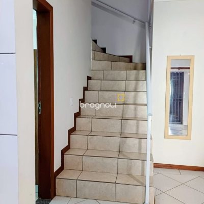 Cobertura com 126m², 3 quartos (sendo 1 suíte), 1 garagem, no bairro Cachoeira do Bom Jesus em Florianópolis