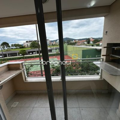 Apartamento com 71m², 2 quartos (sendo 2 suítes), 1 garagem, no bairro Cachoeira do Bom Jesus em Florianópolis