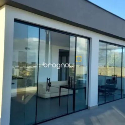 Casa com 430m², 10 quartos (sendo 6 suítes), 5 garagens, no bairro Rio Tavares em Florianópolis