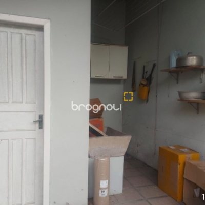 Casa com 138m², 2 quartos, no bairro Centro em Palhoça