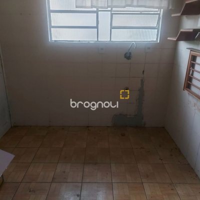 Casa com 138m², 2 quartos, no bairro Centro em Palhoça