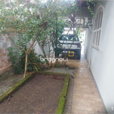 Casa com 138m², 2 quartos, no bairro Centro em Palhoça