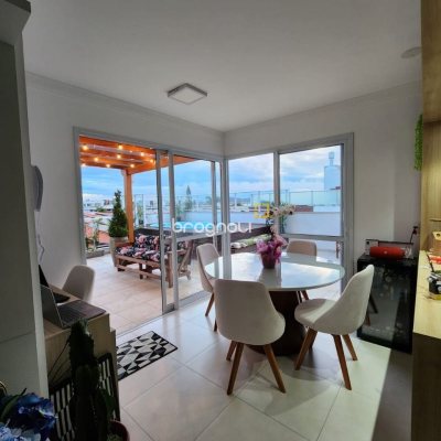 Apartamento com 145m², 3 quartos (sendo 1 suíte), 2 garagens, no bairro Cachoeira do Bom Jesus em Florianópolis