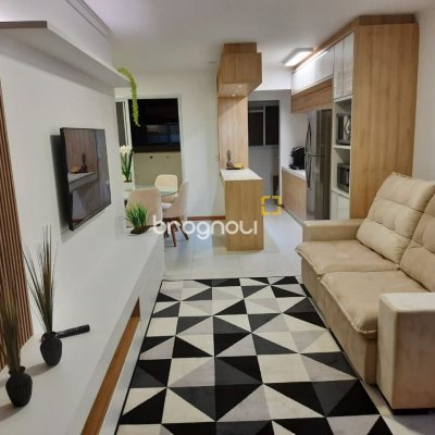 Apartamento com 145m², 3 quartos (sendo 1 suíte), 2 garagens, no bairro Cachoeira do Bom Jesus em Florianópolis