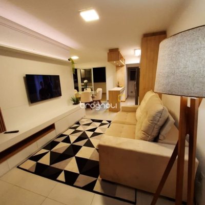Apartamento com 145m², 3 quartos (sendo 1 suíte), 2 garagens, no bairro Cachoeira do Bom Jesus em Florianópolis