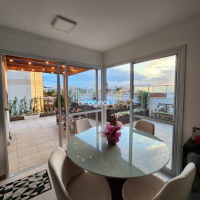 Apartamento com 145m², 3 quartos (sendo 1 suíte), 2 garagens, no bairro Cachoeira do Bom Jesus em Florianópolis