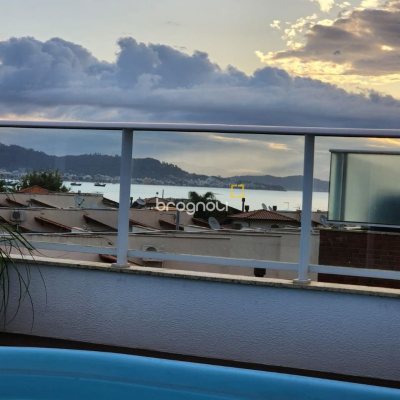 Apartamento com 145m², 3 quartos (sendo 1 suíte), 2 garagens, no bairro Cachoeira do Bom Jesus em Florianópolis