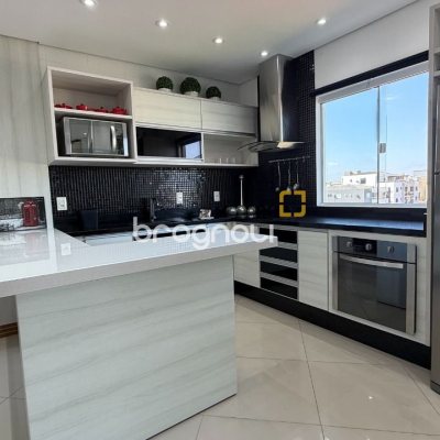 Cobertura com 115m², 2 quartos (sendo 1 suíte), 1 garagem, no bairro Ingleses em Florianópolis