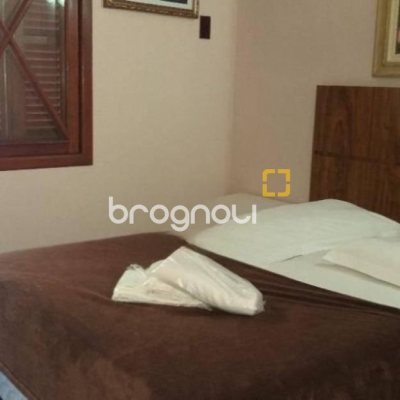 Hotel com 2100m², 42 quartos (sendo 42 suítes), 150 garagens, no bairro Ingleses do Rio Vermelho em Florianópolis