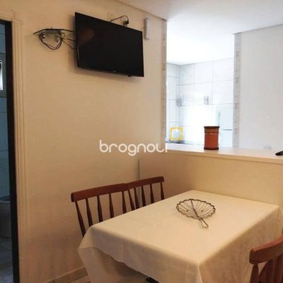 Hotel com 2100m², 42 quartos (sendo 42 suítes), 150 garagens, no bairro Ingleses do Rio Vermelho em Florianópolis