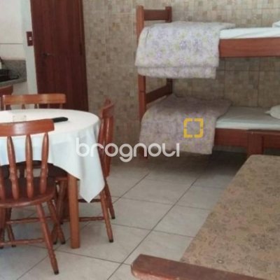 Hotel com 2100m², 42 quartos (sendo 42 suítes), 150 garagens, no bairro Ingleses do Rio Vermelho em Florianópolis