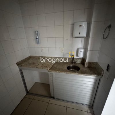 Sala com 50m², 1 garagem, no bairro João Paulo em Florianópolis
