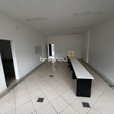 Sala com 50m², 1 garagem, no bairro João Paulo em Florianópolis