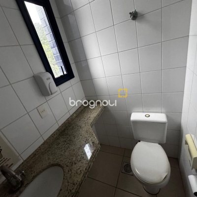 Sala com 50m², 1 garagem, no bairro João Paulo em Florianópolis