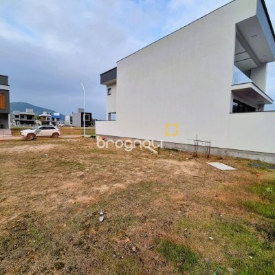 Terreno com 150m², no bairro Beira Rio em Biguaçu