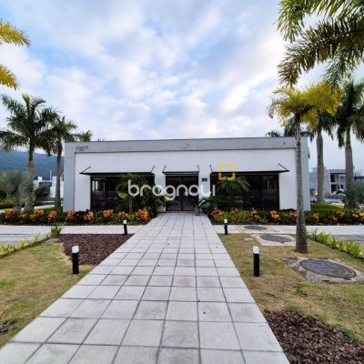 Terreno com 150m², no bairro Beira Rio em Biguaçu
