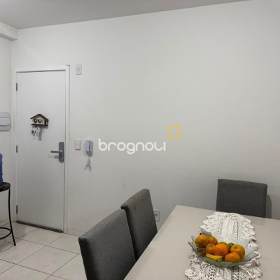 Apartamento com 56m², 2 quartos, 1 garagem, no bairro Aririú em Palhoça