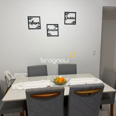 Apartamento com 56m², 2 quartos, 1 garagem, no bairro Aririú em Palhoça