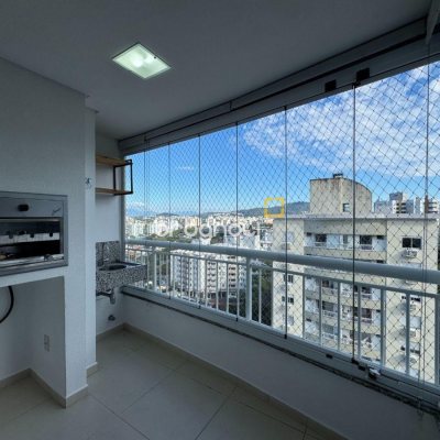 Apartamento com 81m², 2 quartos (sendo 1 suíte), 2 garagens, no bairro Itacorubi em Florianópolis