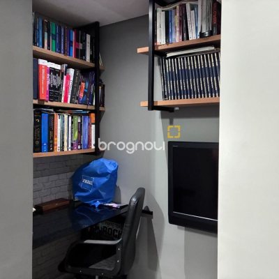 Apartamento com 71m², 2 quartos (sendo 1 suíte), 2 garagens, no bairro Itacorubi em Florianópolis