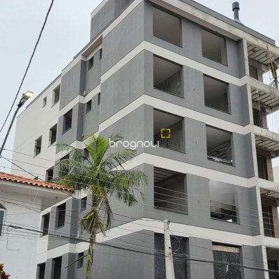 Apartamento com 118m², 3 quartos (sendo 1 suíte), 1 garagem, no bairro Centro em Palhoça