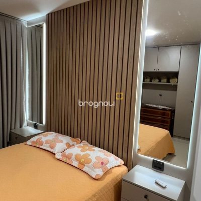 Apartamento com 137m², 3 quartos (sendo 1 suíte), 2 garagens, no bairro Centro em Palhoça
