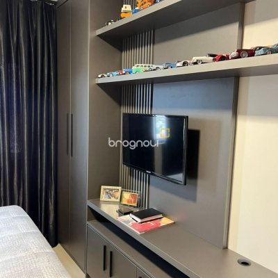 Apartamento com 137m², 3 quartos (sendo 1 suíte), 2 garagens, no bairro Centro em Palhoça