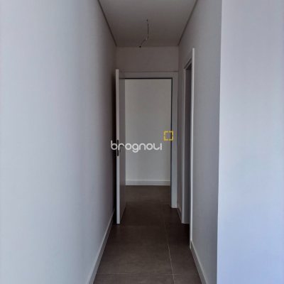 Apartamento com 119m², 3 quartos (sendo 3 suítes), 2 garagens, no bairro Jurerê em Florianópolis