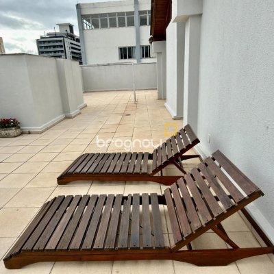 Apartamento com 78m², 2 quartos, 1 garagem, no bairro Centro em Florianópolis