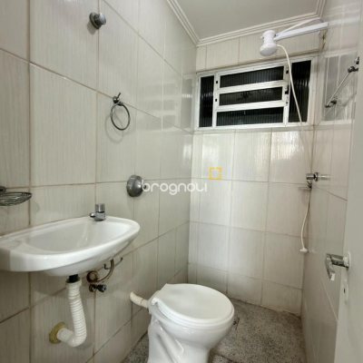 Apartamento com 78m², 2 quartos, 1 garagem, no bairro Centro em Florianópolis