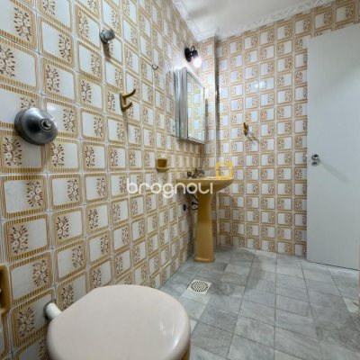 Apartamento com 78m², 2 quartos, 1 garagem, no bairro Centro em Florianópolis