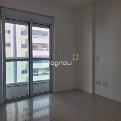 Apartamento com 106m², 3 quartos (sendo 1 suíte), 1 garagem, no bairro Campinas em São José