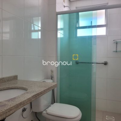 Apartamento com 106m², 3 quartos (sendo 1 suíte), 1 garagem, no bairro Campinas em São José