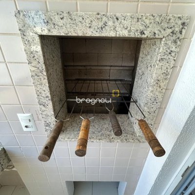 Apartamento com 48m², 1 quarto, 1 garagem, no bairro Ingleses em Florianópolis