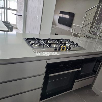 Apartamento com 110m², 3 quartos (sendo 1 suíte), 1 garagem, no bairro Ingleses em Florianópolis