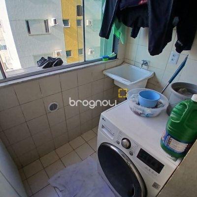Apartamento com 59m², 2 quartos, no bairro Campinas em São José