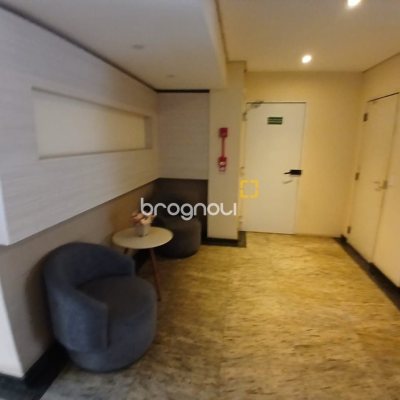Apartamento com 59m², 2 quartos, no bairro Campinas em São José