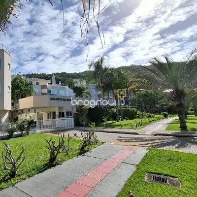Apartamento com 69m², 2 quartos (sendo 1 suíte), 1 garagem, no bairro Praia Brava em Florianópolis
