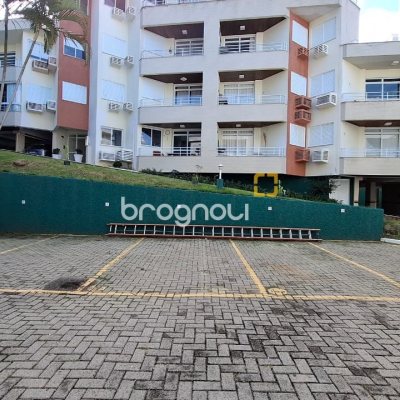Apartamento com 69m², 2 quartos (sendo 1 suíte), 1 garagem, no bairro Praia Brava em Florianópolis