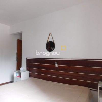 Apartamento com 151m², 3 quartos (sendo 1 suíte), 1 garagem, no bairro Centro em Florianópolis