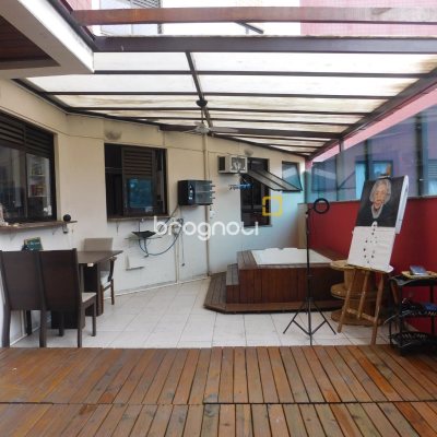 Apartamento com 151m², 3 quartos (sendo 1 suíte), 1 garagem, no bairro Centro em Florianópolis