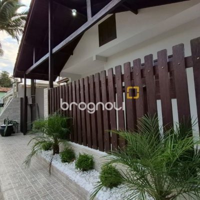 Casa com 116m², 5 quartos (sendo 1 suíte), 2 garagens, no bairro Ingleses em Florianópolis