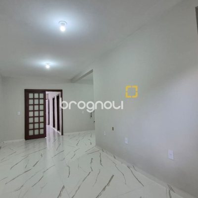 Casa com 116m², 5 quartos (sendo 1 suíte), 2 garagens, no bairro Ingleses em Florianópolis