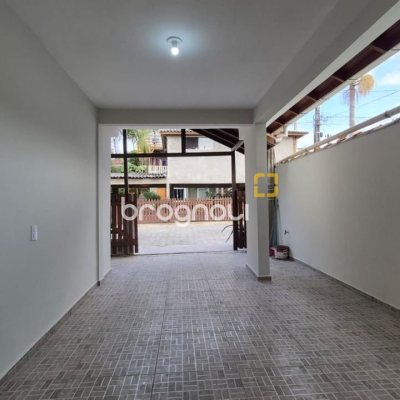 Casa com 116m², 5 quartos (sendo 1 suíte), 2 garagens, no bairro Ingleses em Florianópolis