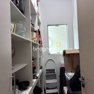 Casa com 226m², 3 quartos (sendo 1 suíte), 2 garagens, no bairro Pedra Branca em Palhoça