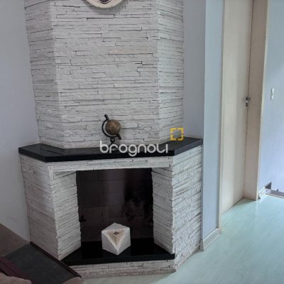 Casa com 226m², 3 quartos (sendo 1 suíte), 2 garagens, no bairro Pedra Branca em Palhoça