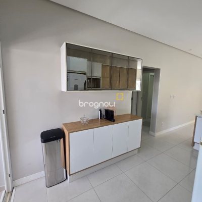 Casa com 175m², 3 quartos (sendo 1 suíte), 2 garagens, no bairro Pedra Branca em Palhoça