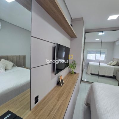 Casa com 175m², 3 quartos (sendo 1 suíte), 2 garagens, no bairro Pedra Branca em Palhoça