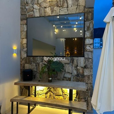 Casa com 175m², 3 quartos (sendo 1 suíte), 2 garagens, no bairro Pedra Branca em Palhoça
